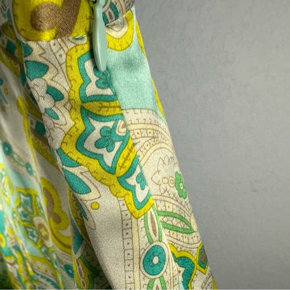 Banana Republic Silk Vintage Trumpet Skirt Lined - Picture 6 of 8